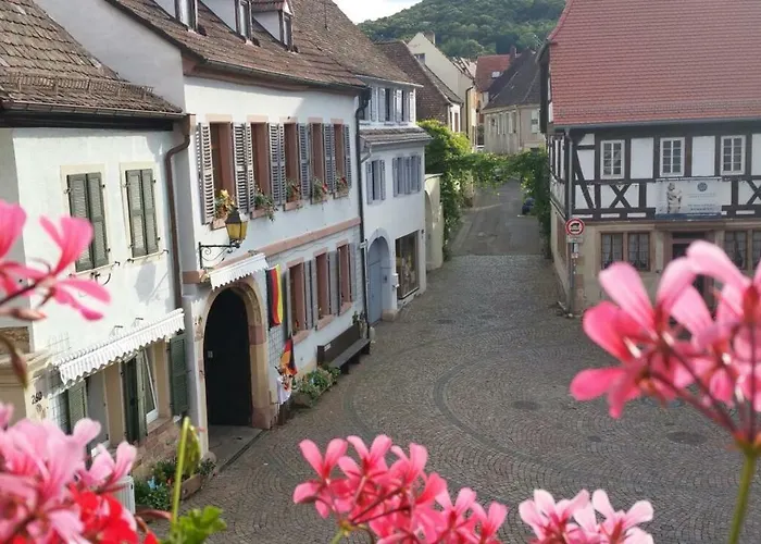 Haus Wasmuth - Ferienwohnung DORFPLATZ